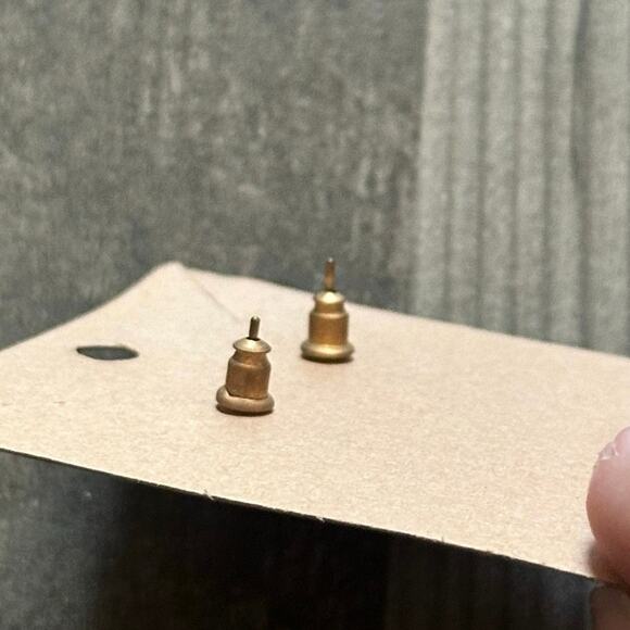 disney tinkerbell heart stuf earrings - Picture 3 of 3